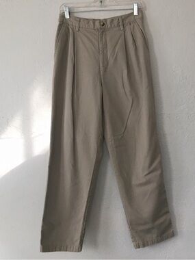 Y2K Gap Women’s Pleated Khakis